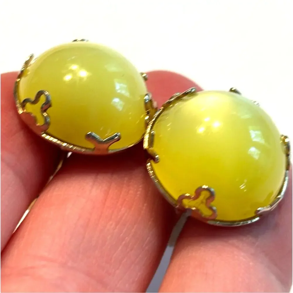 Vintage mid century gold cufflinks yellow Lucite lemon drop moonglow bead center